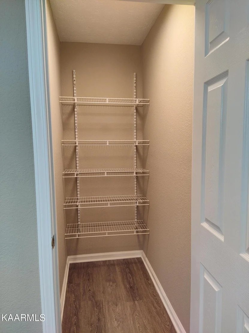 Photo of 1038 Glades Rd