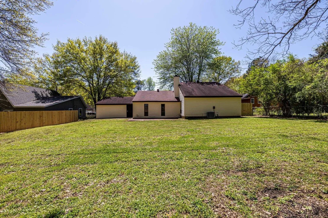 Photo of 3260 RUSKIN RD