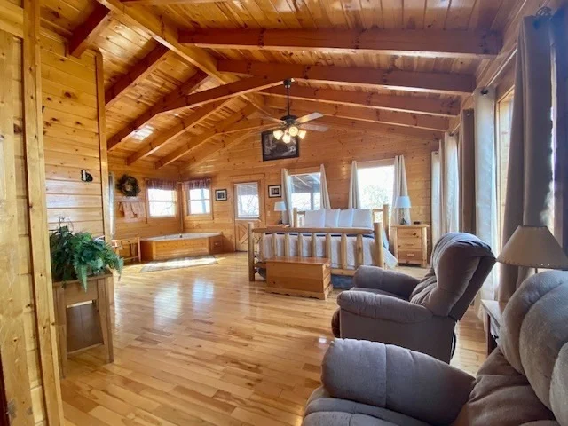 Photo of 2121 E View Drive