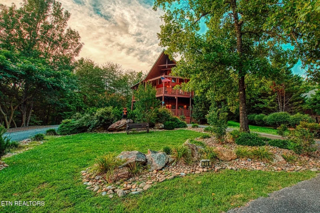 Photo of 210 Meghans Way