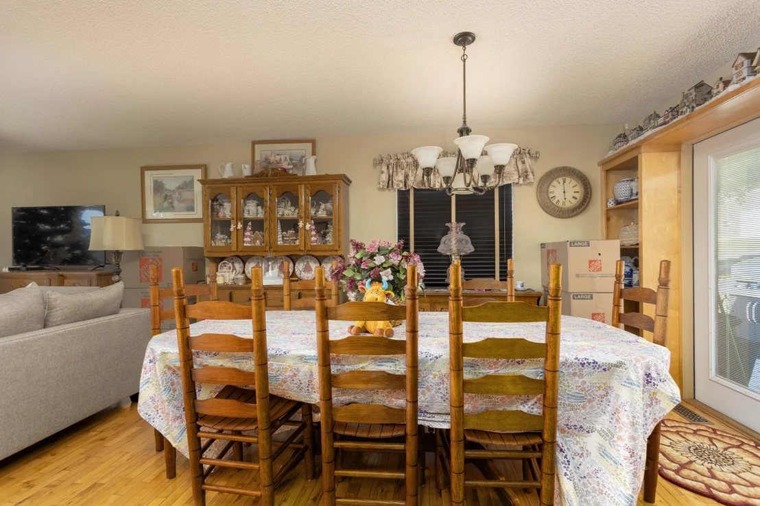 Photo of 672 Toestring Cove Road