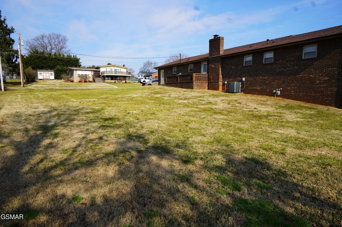 Photo of 483 Shaver Drive