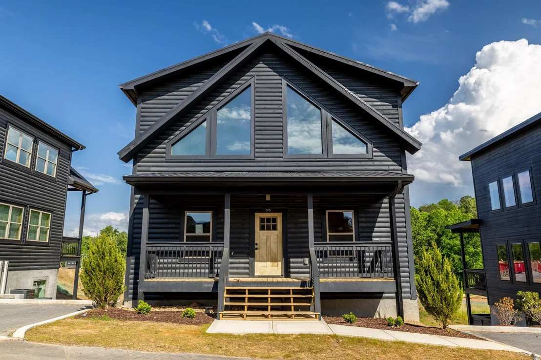 Photo of 505 Warbonnet Way