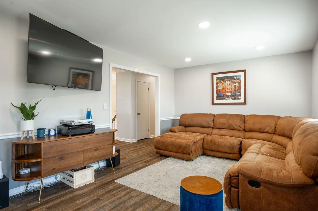 Photo of 7318 Valley Lane