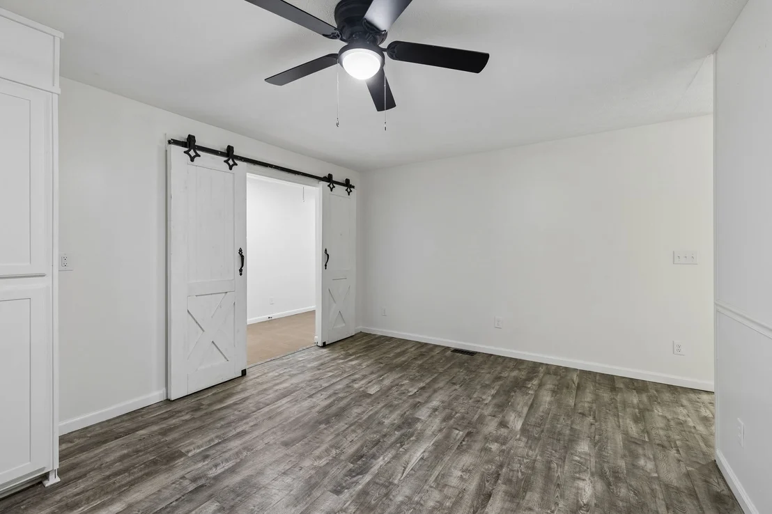 Photo of 619 Longbranch Rd