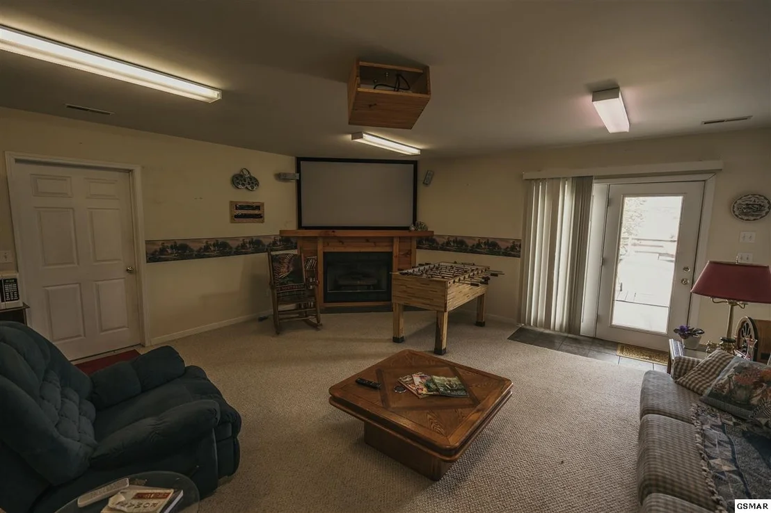 Photo of 160 Estele Drive