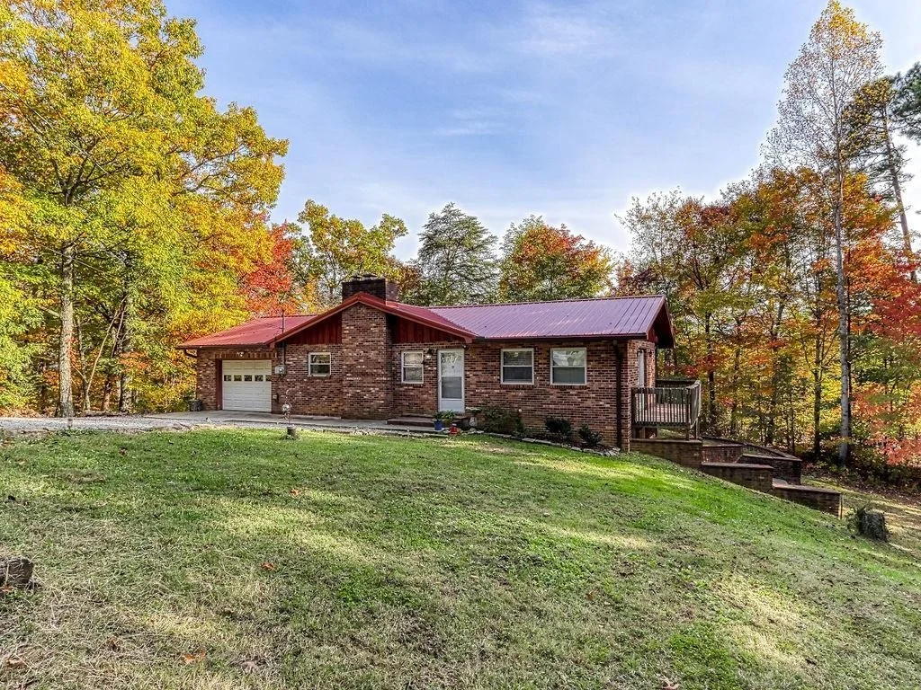 Photo of 2069 Bluff Mountain Road