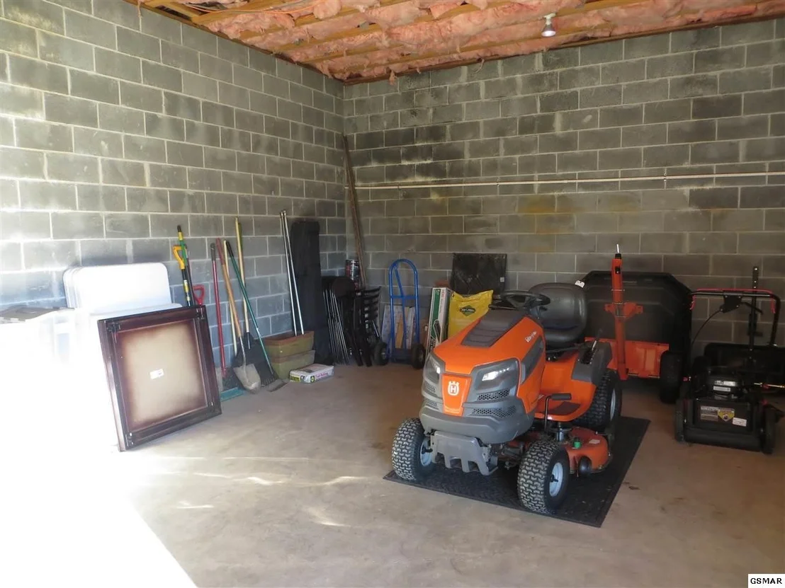 Photo of 1469 Robert Ridge