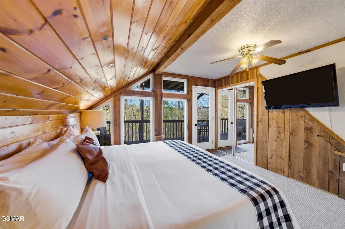 Photo of 1837 Laurel Valley Way