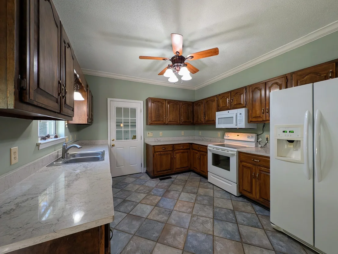 Photo of 1447 Eads Bluff Rd NW