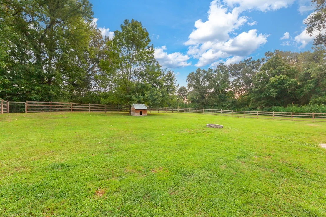 Photo of 35 Vick Rd