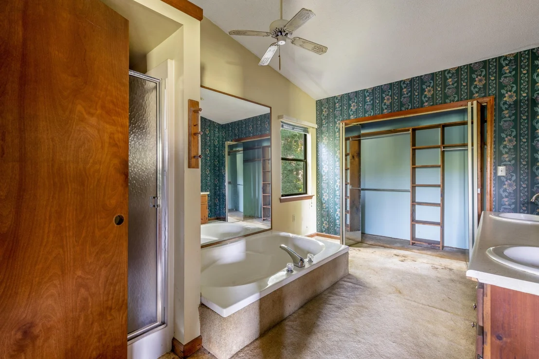 Photo of 605 Clearview Drive