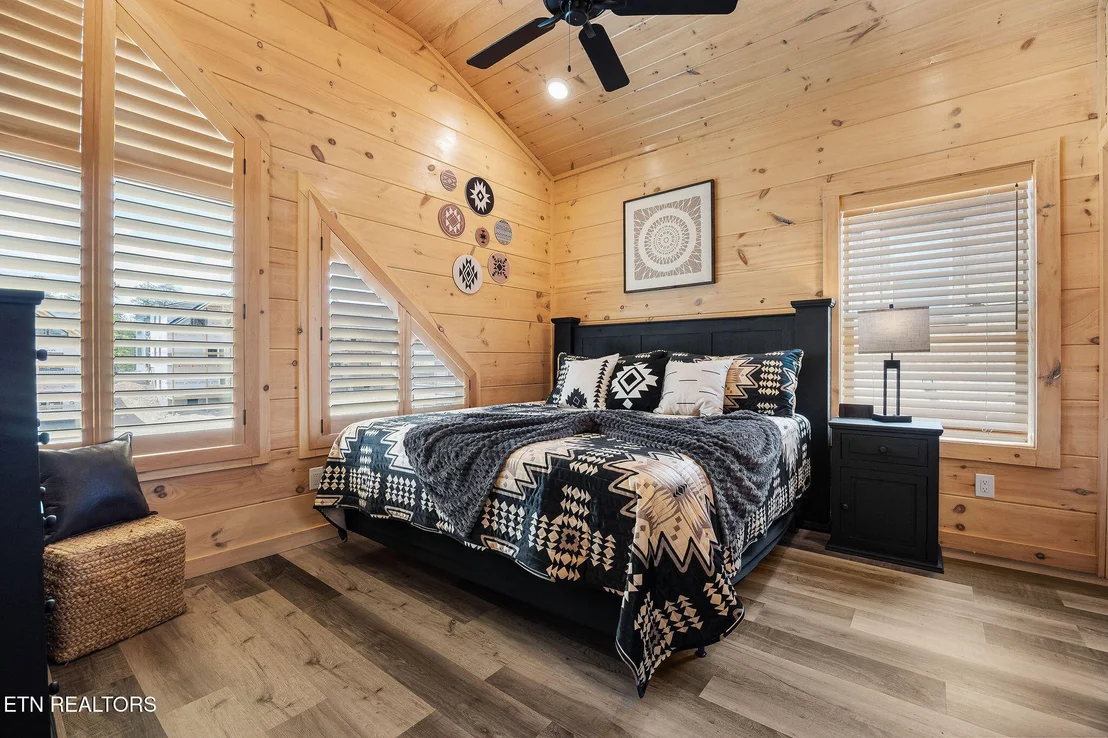 Photo of 519 Warbonnet Way