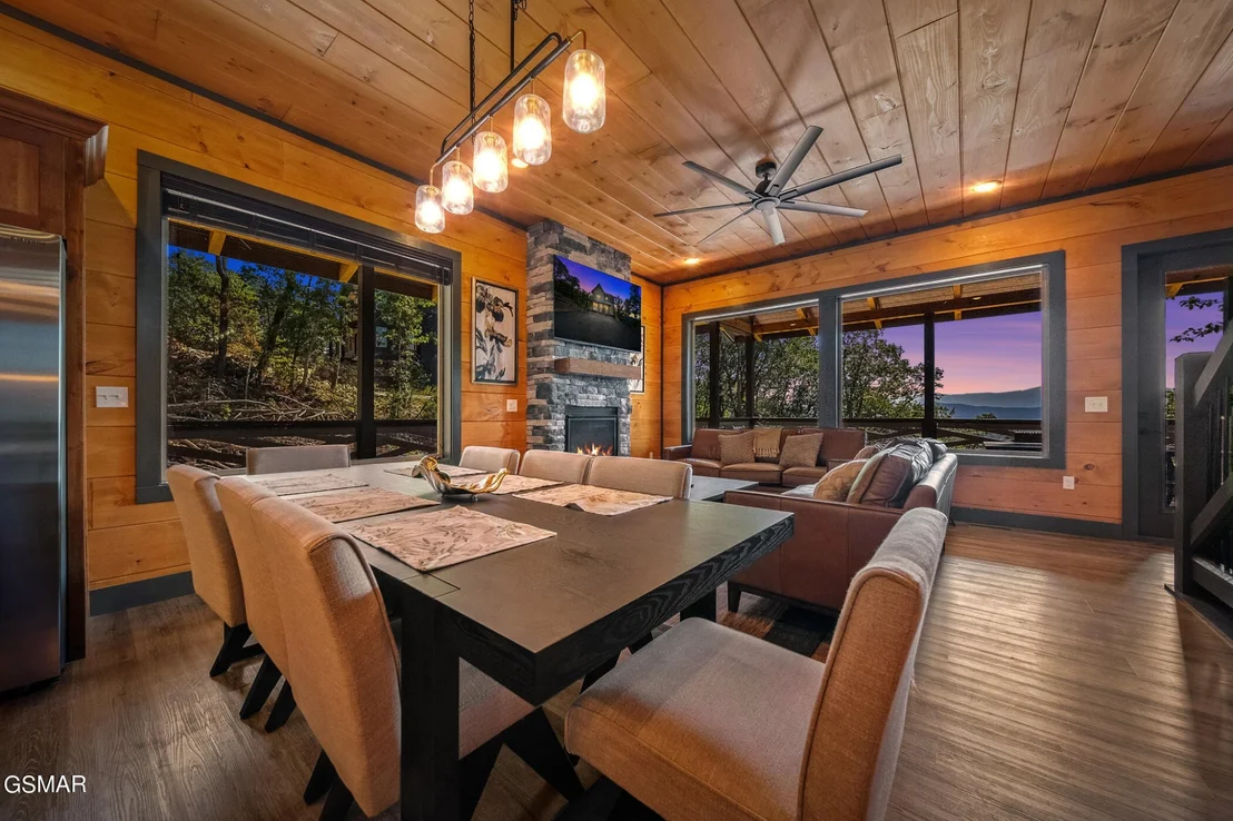 Photo of 1852 Mountain Ash Way