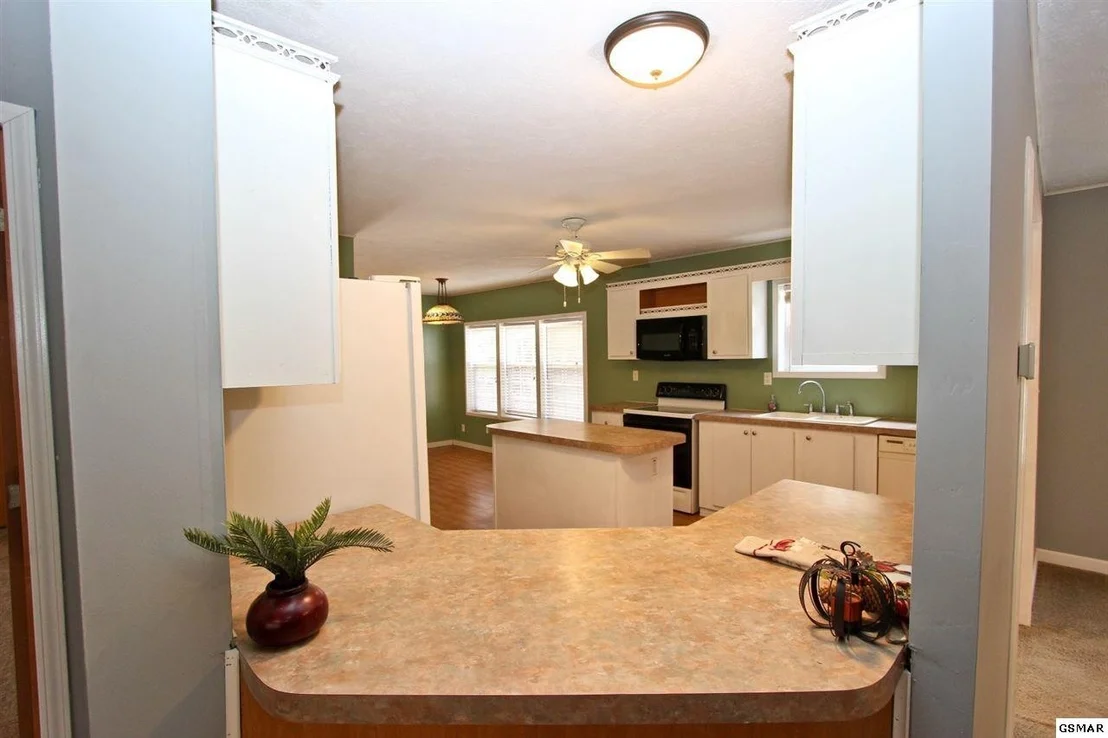 Photo of 581 Overview Road