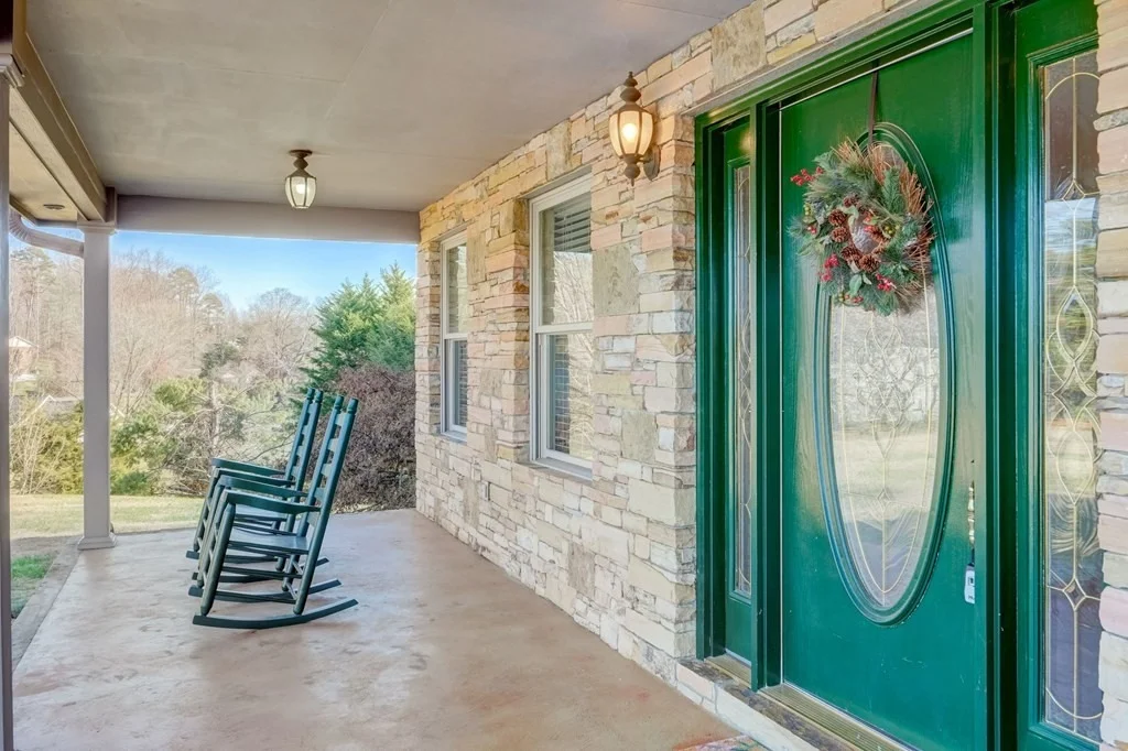 Photo of 1310 Laura Lane