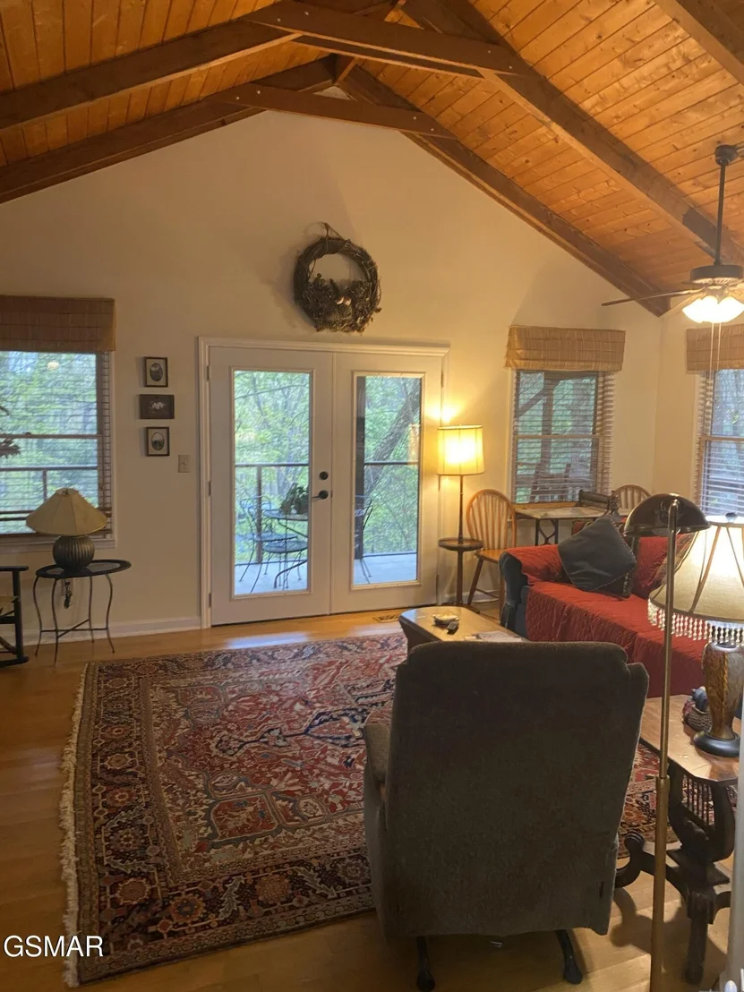 Photo of 2744 Black Walnut Flats Road
