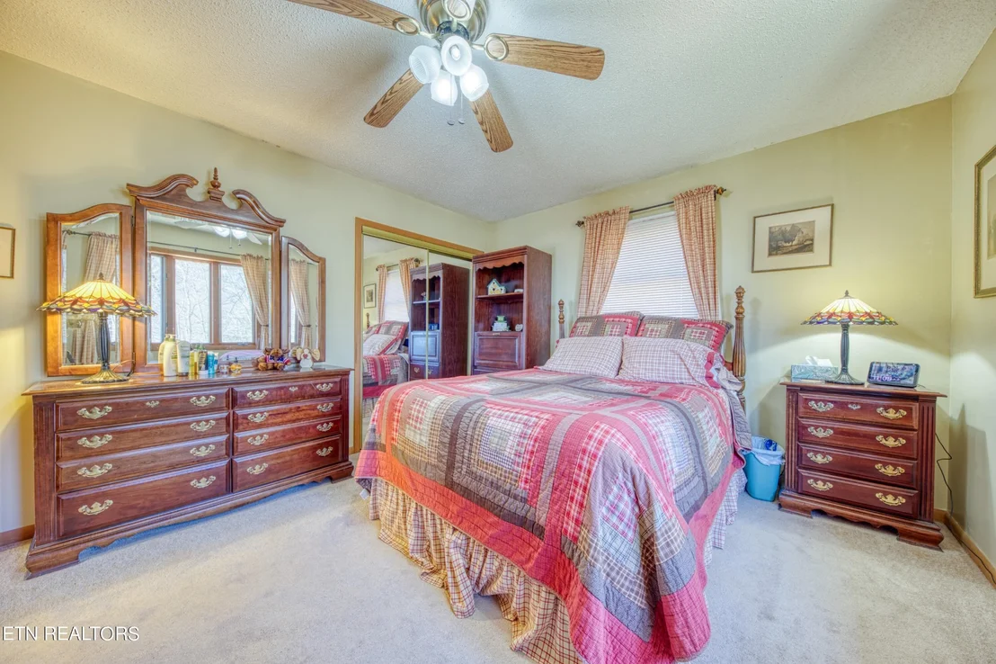 Photo of 1054 Alpine Dr.