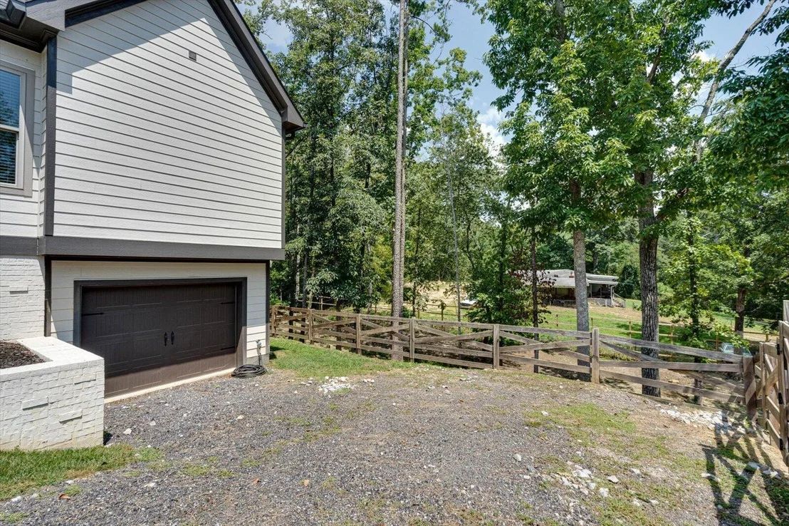 Photo of 8417 Pine Ridge Road