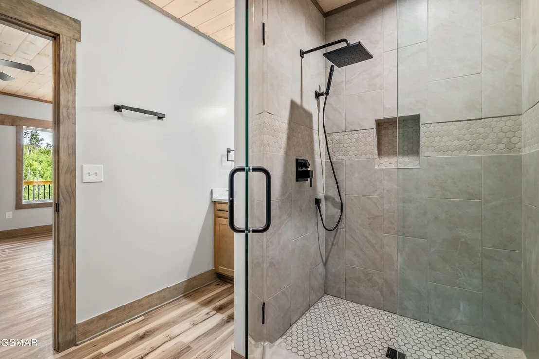 Photo of 745 Pinecrest Drive