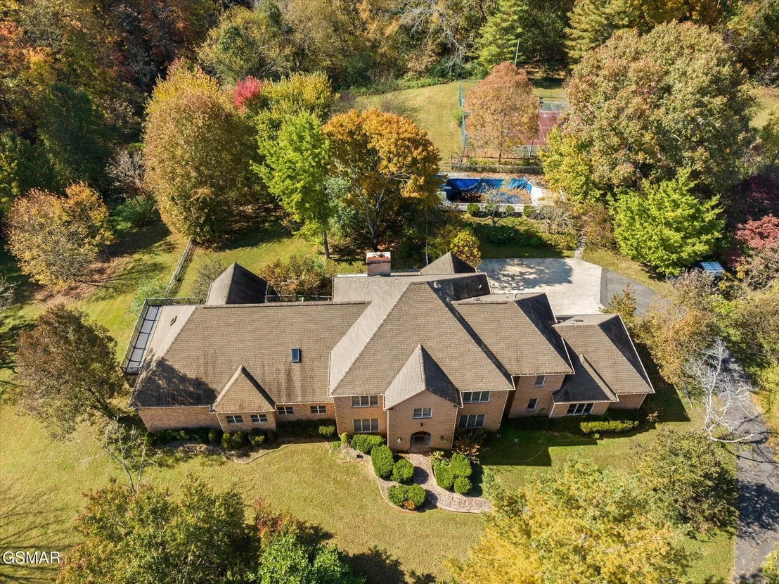 Photo of 1435 White Oak Drive