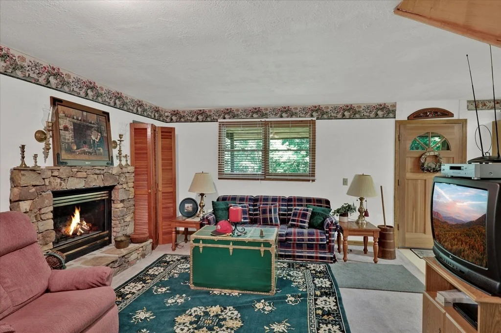 Photo of 4364 Dahlgren Way