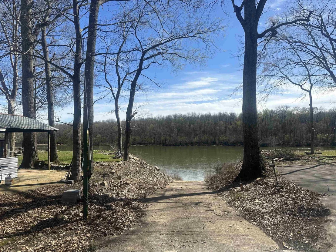 Photo of 755 CATFISH LN
