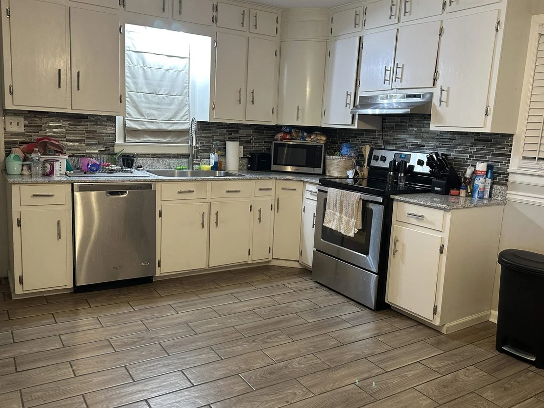 Photo of 205 LONG ST