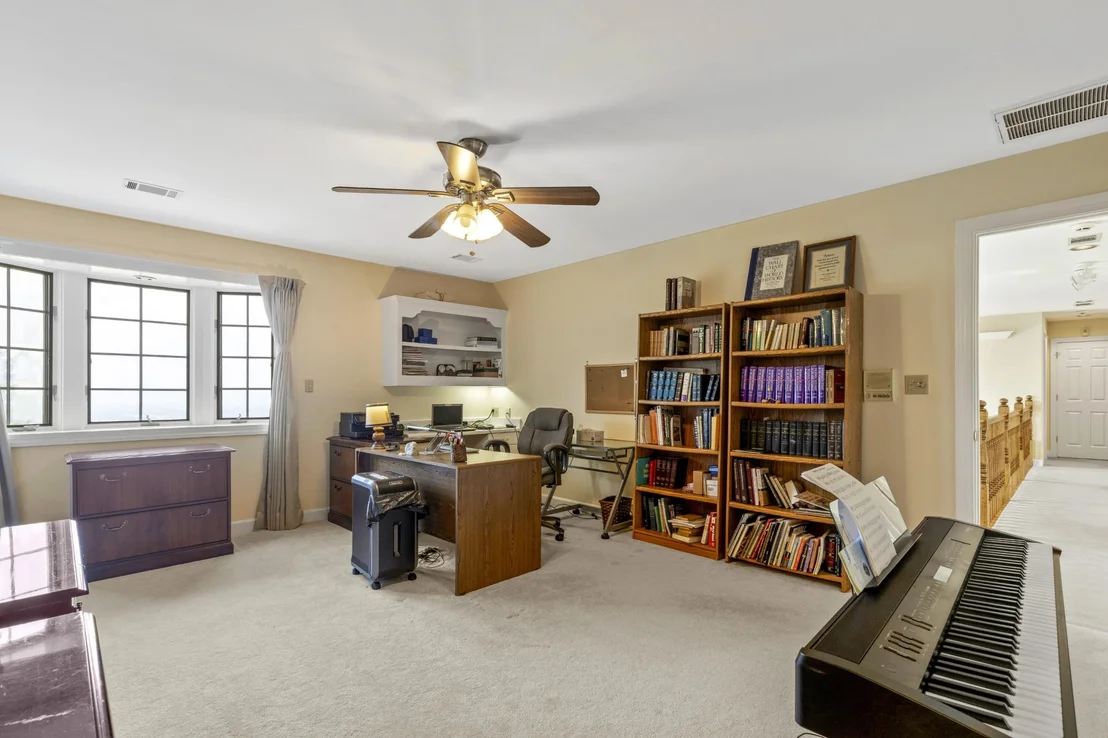 Photo of 815 Battlefield Park Drive