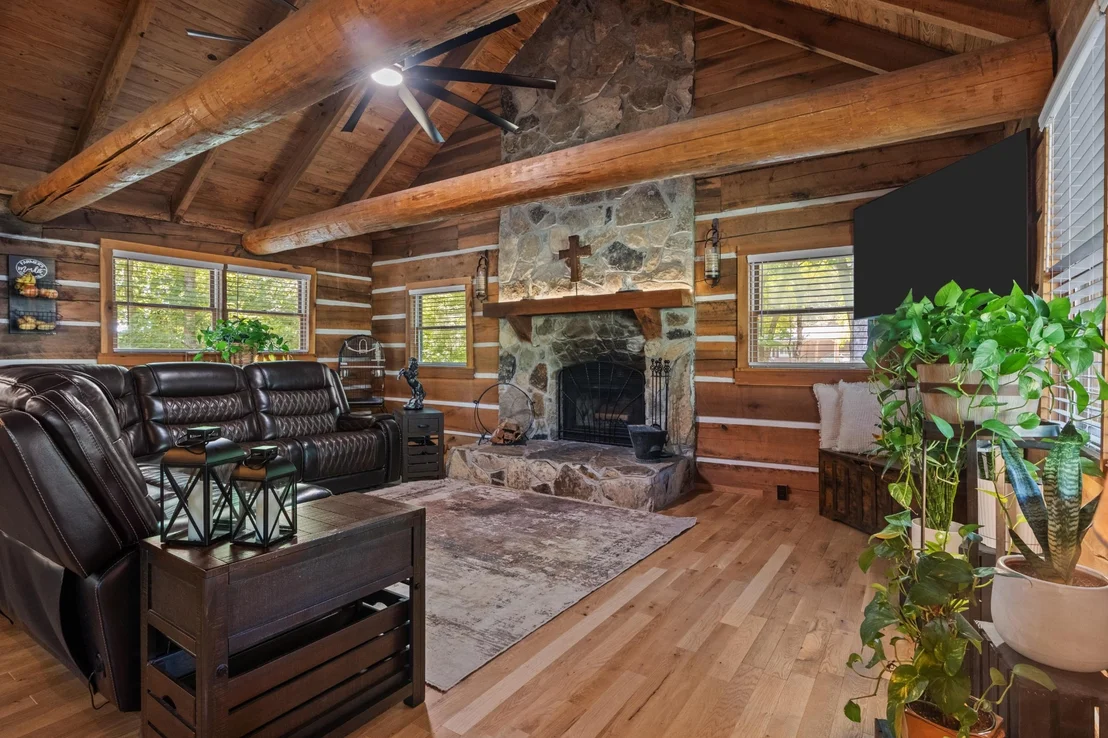 Photo of 312 Broadview Dr