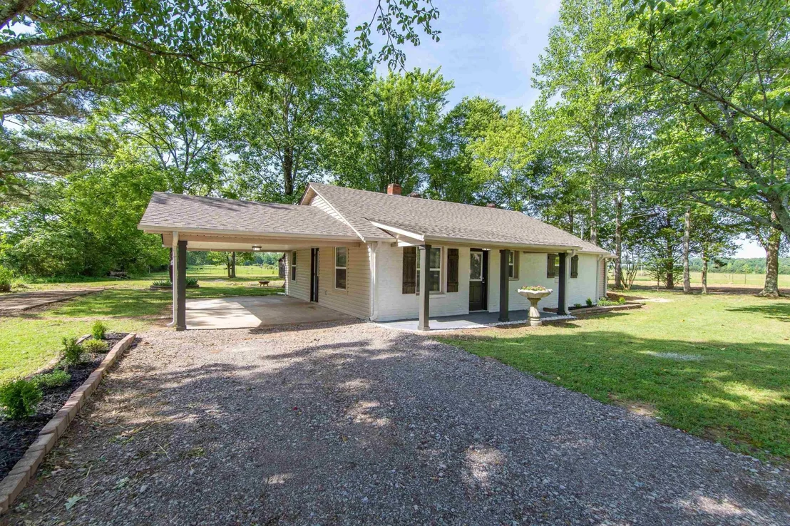 Photo of 1495 SEATON LOOP RD