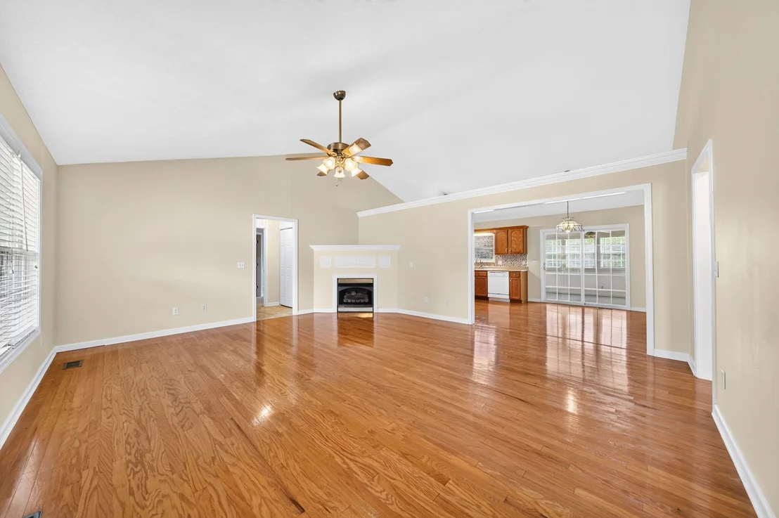 Photo of 1175 Dover Dr