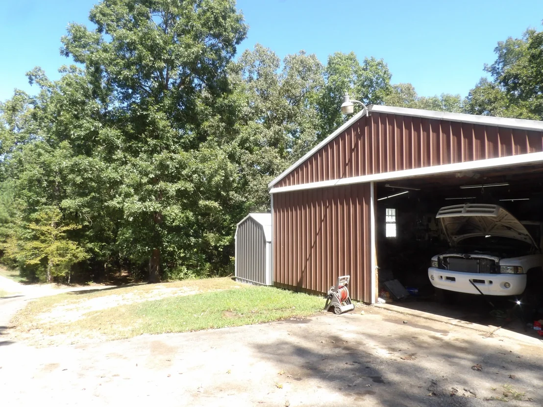 Photo of 2719 McKenzie Rd