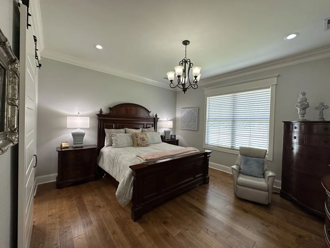 Photo of 105 Andrews Dr
