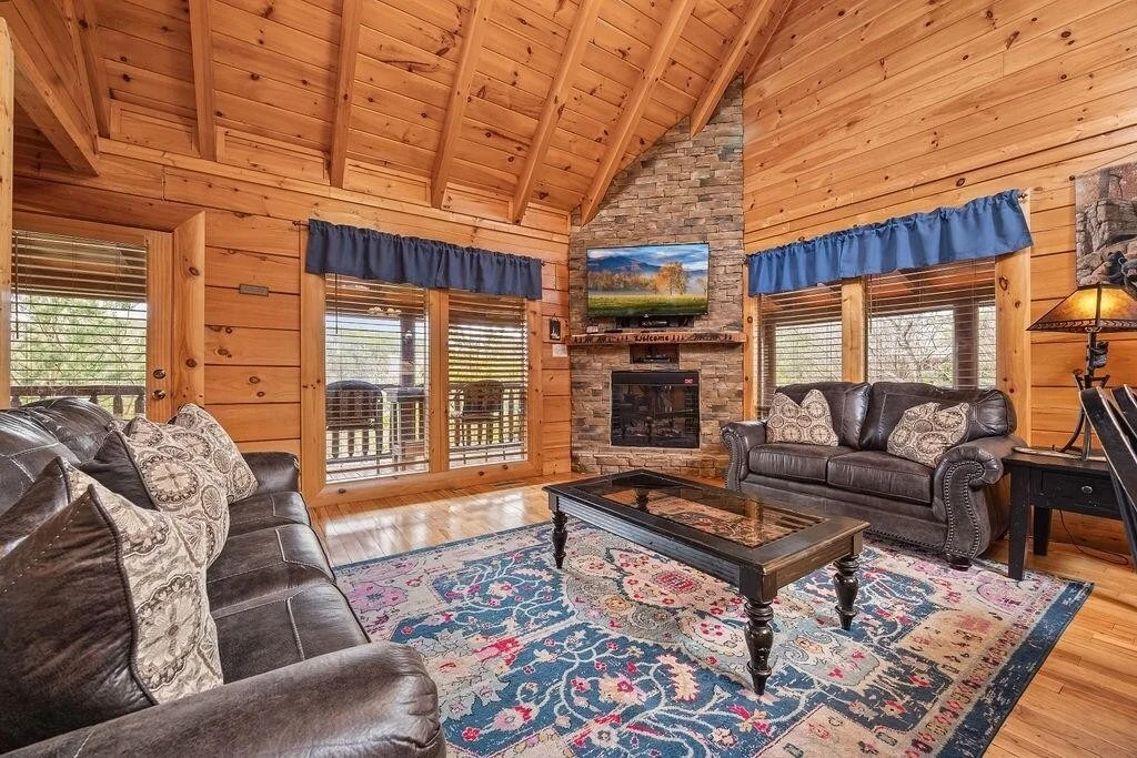 Photo of 1806 PANTHER PATH Way