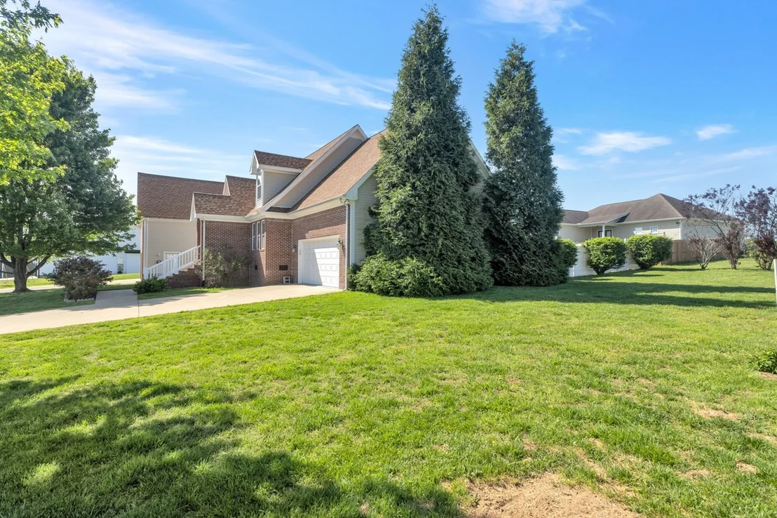 Photo of 134 Marcal Dr