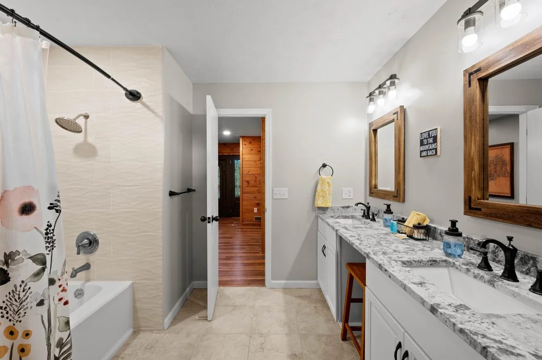 Photo of 4357 Boogertown