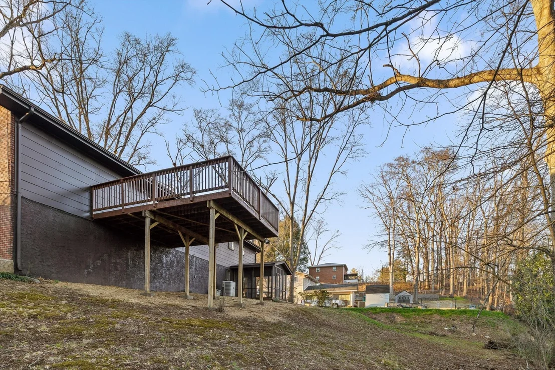 Photo of 142 Douglas Drive