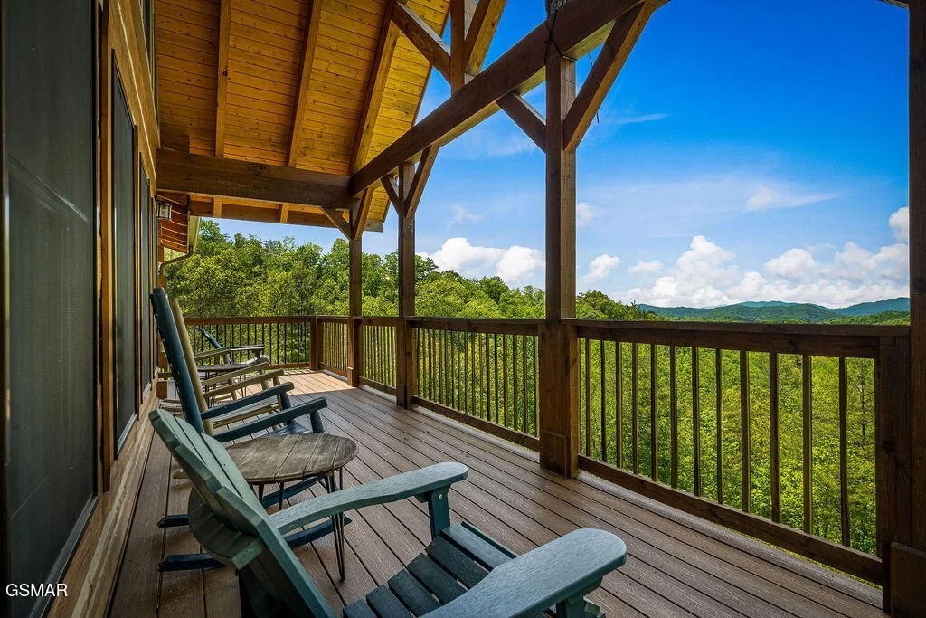 Photo of 335 Hawken Drive