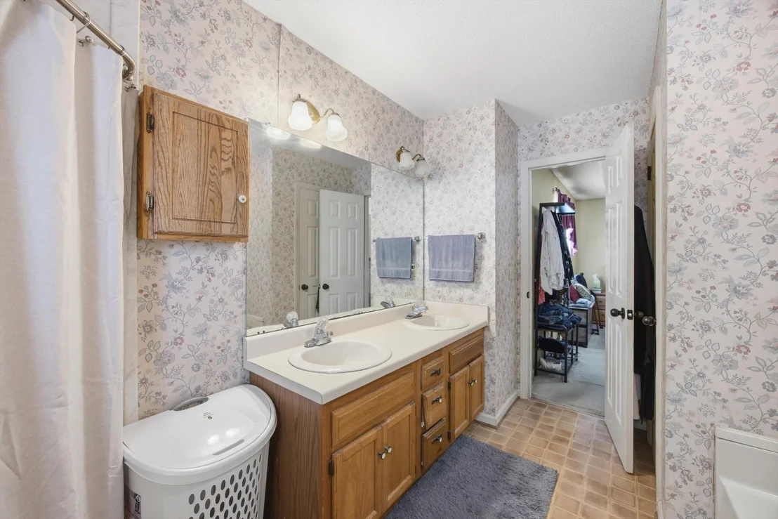 Photo of 7118 Hunter Forrest Drive