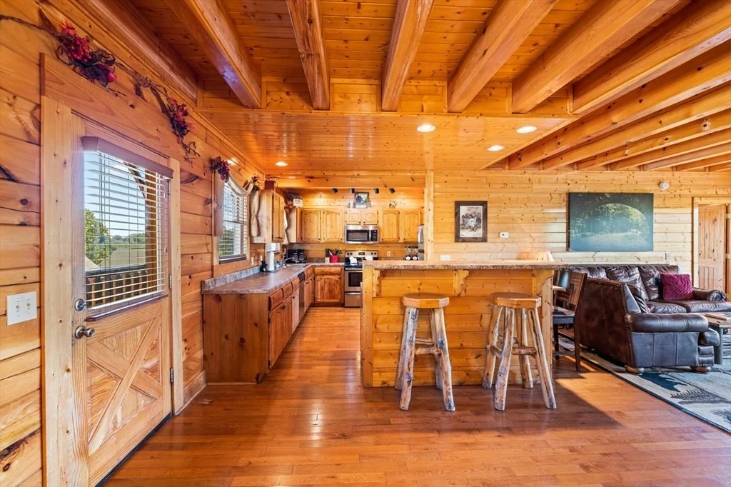 Photo of 2736 Mountain Preserve Drive