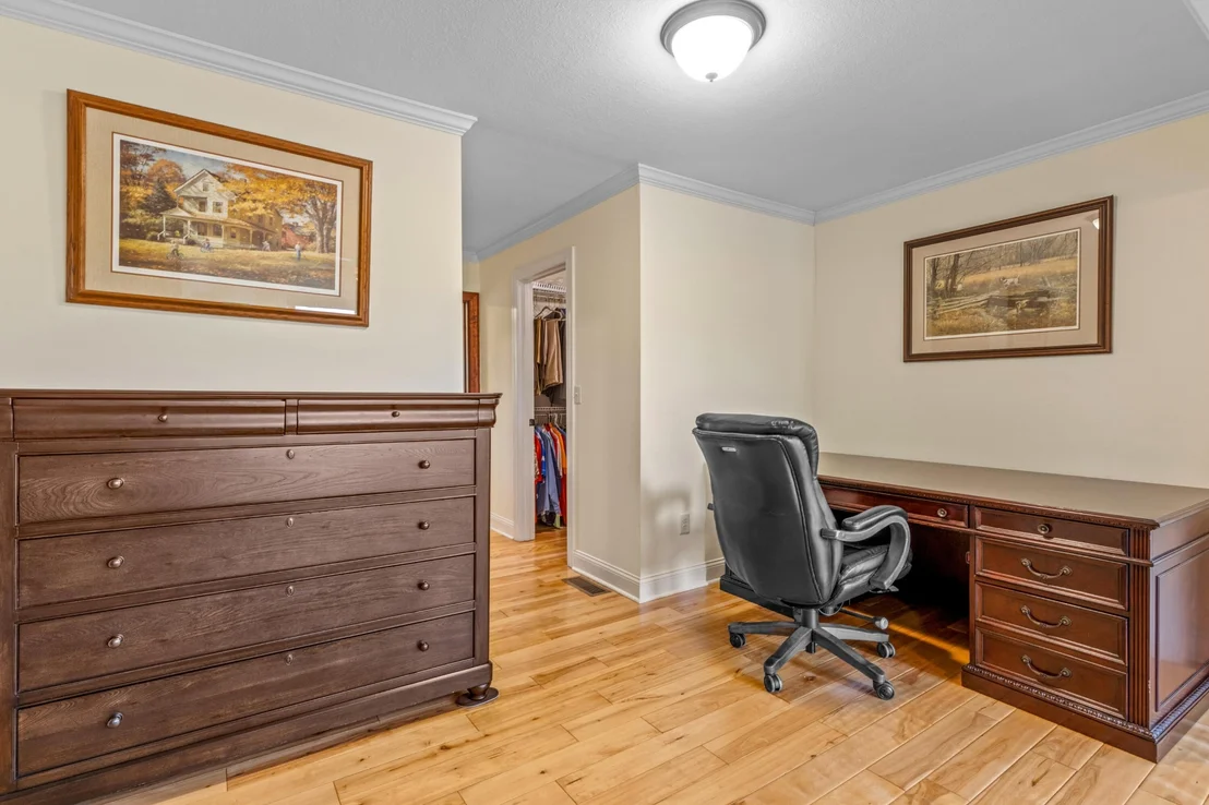 Photo of 979 Clift Cave Road