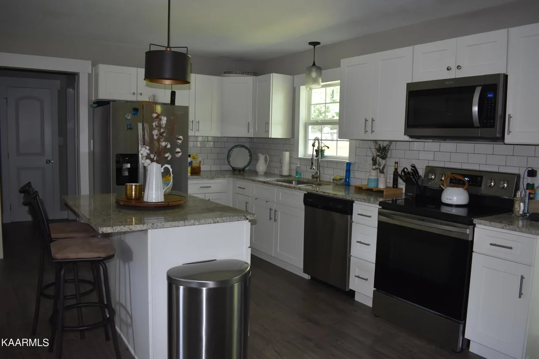 Photo of 441 Defoe Circle