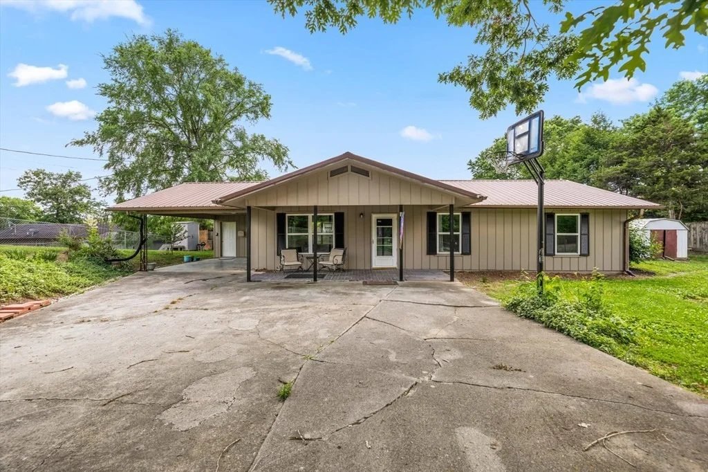 Photo of 1236 Ownby Circle