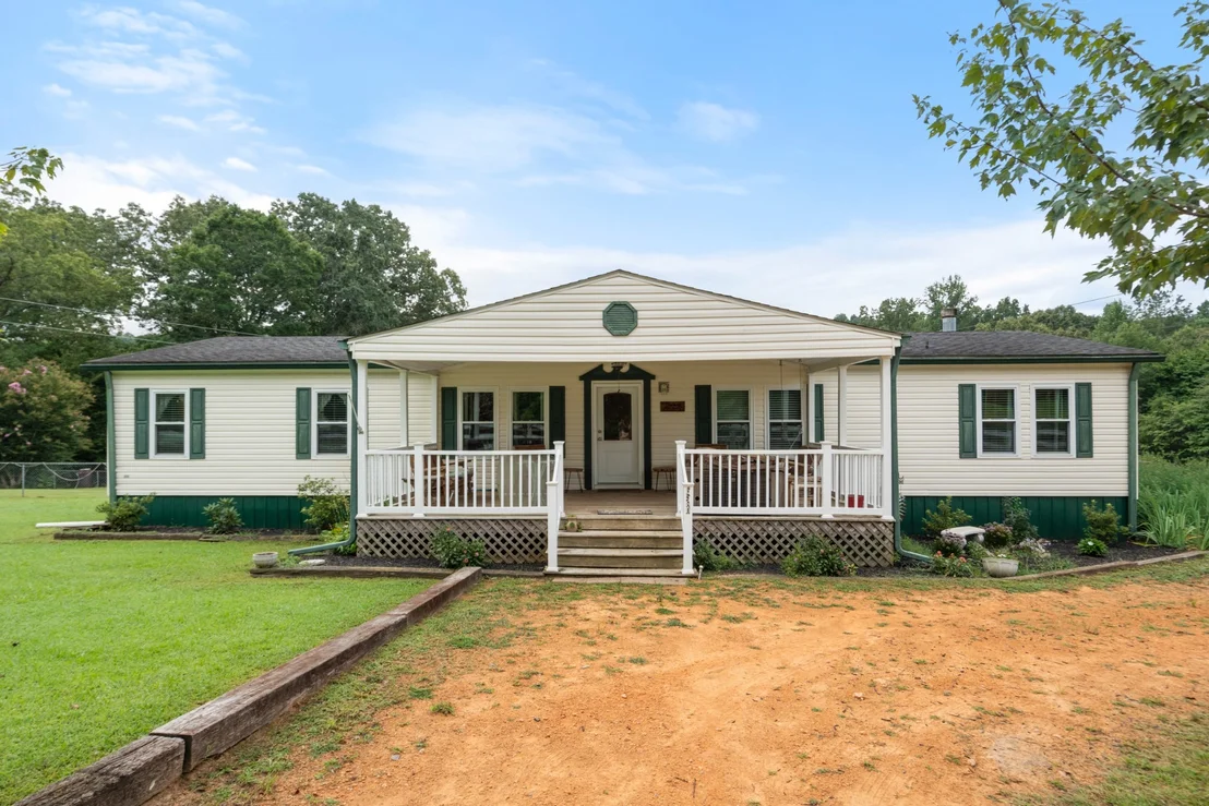 Photo of 6560 Piney River Rd
