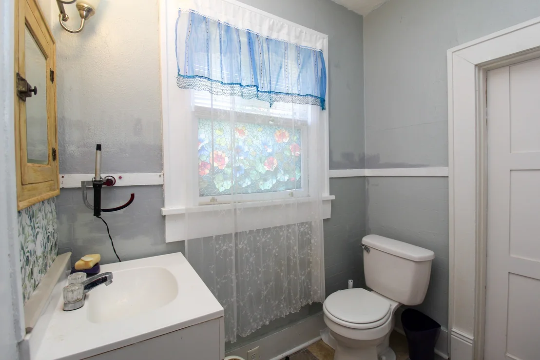 Photo of 79 Hillcrest Circle Dr