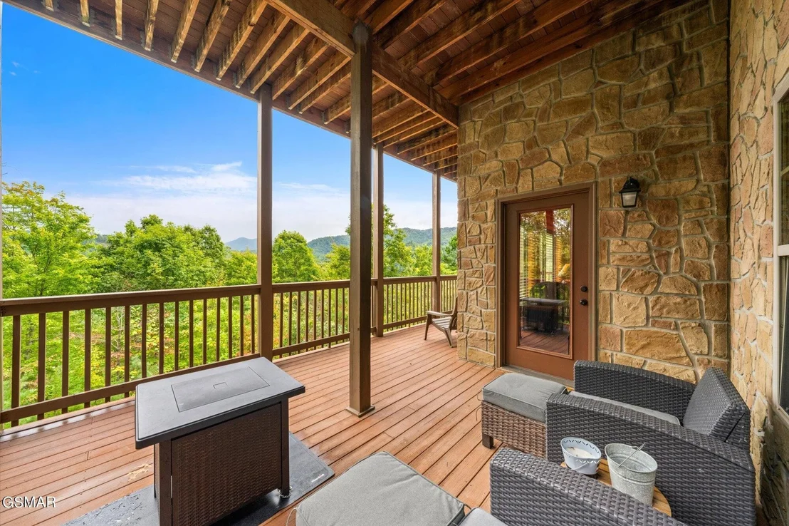 Photo of 4052 Ridgeback Ln