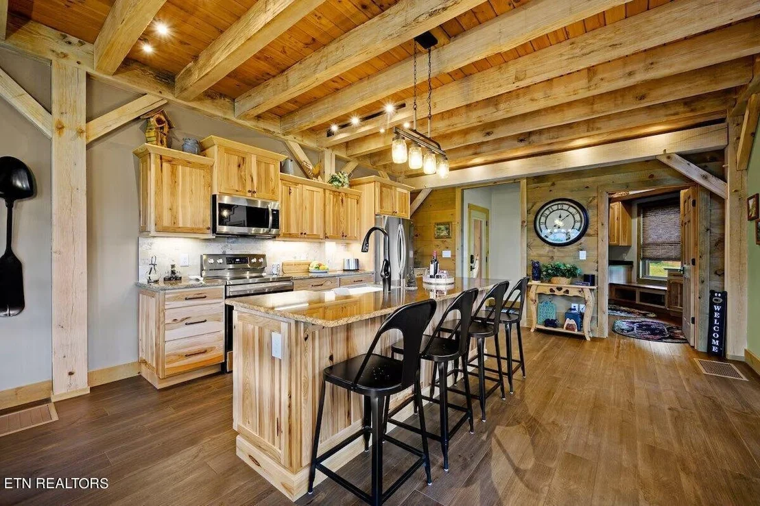 Photo of 4032 Roundtop Drive