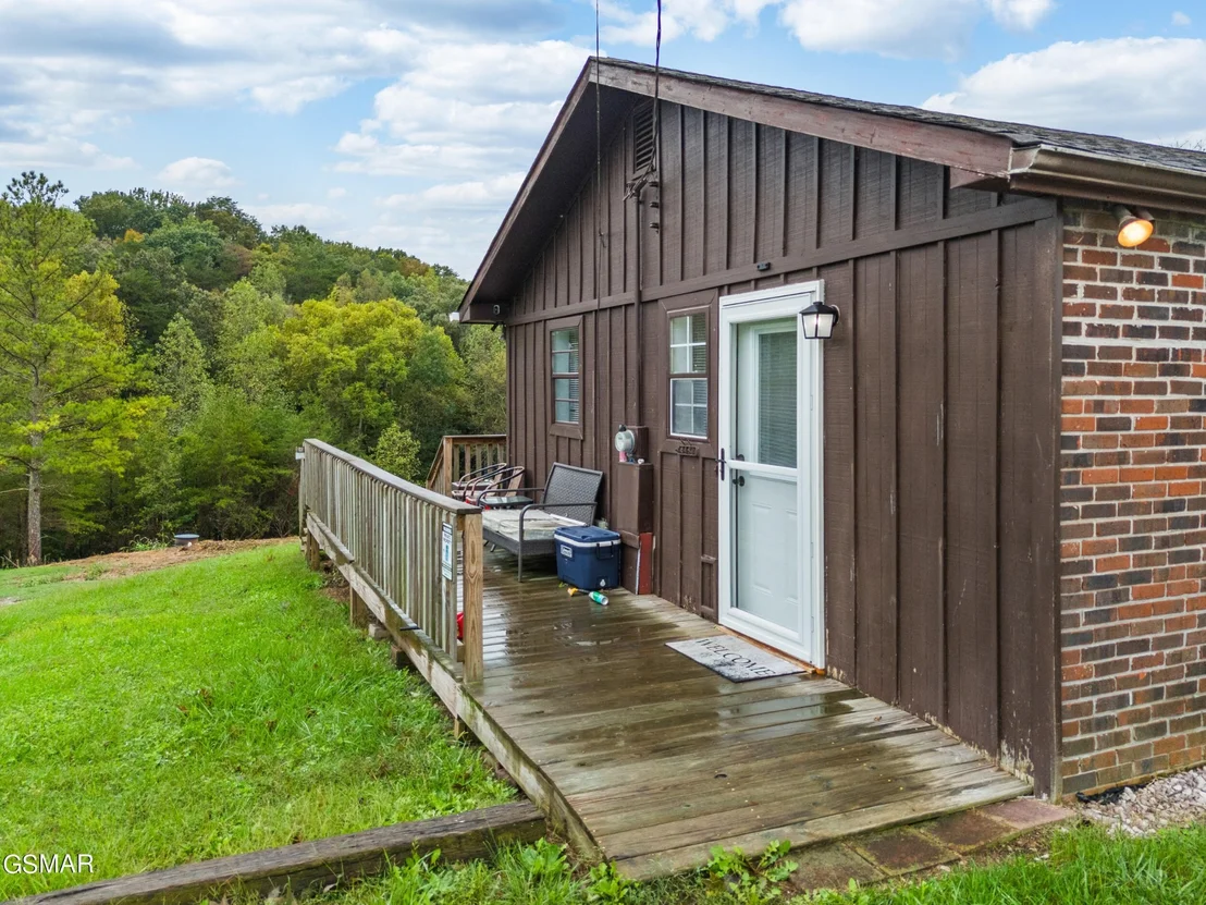 Photo of 9726 Clift Road