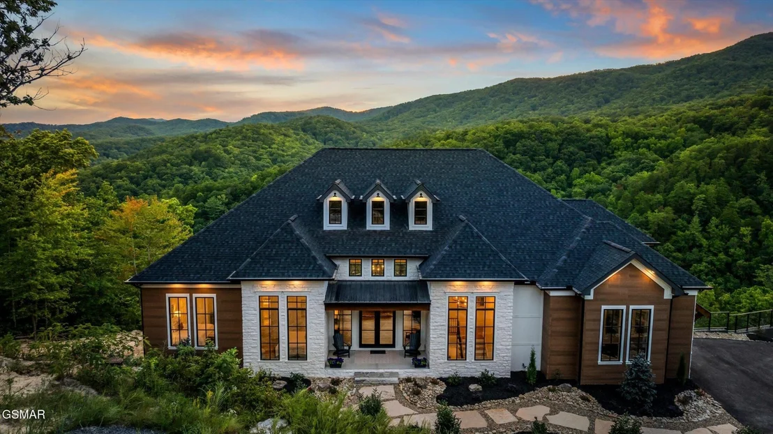 Photo of 3104 Smoky Bluff Trail